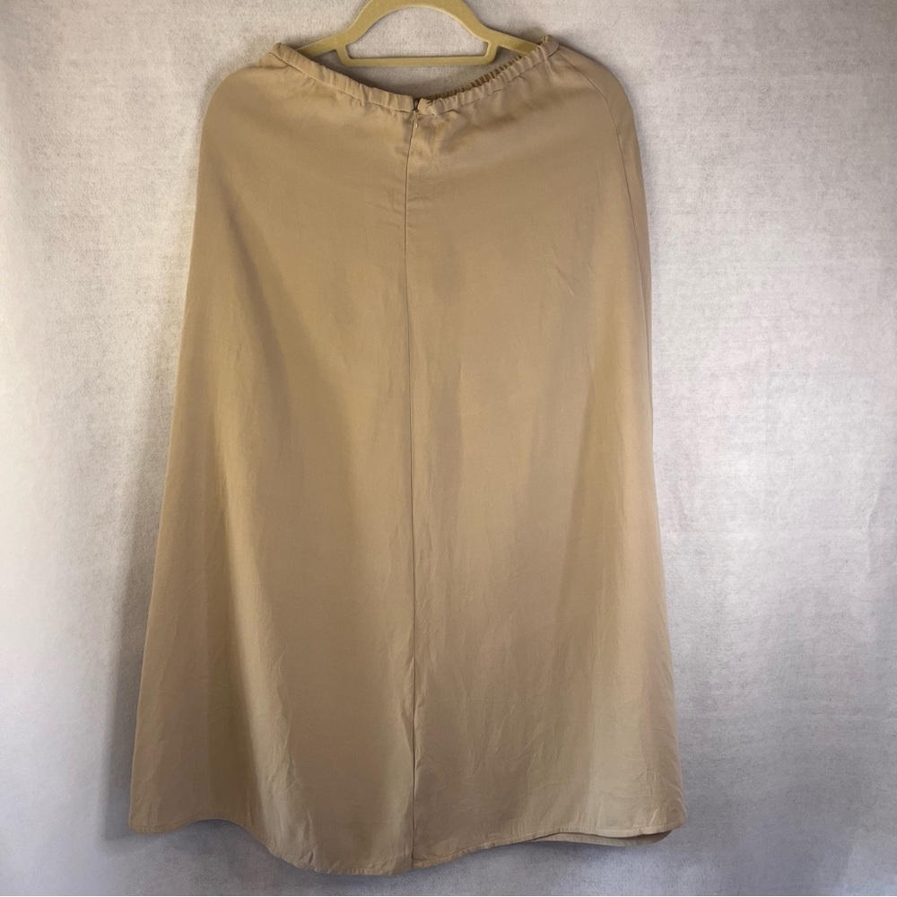 Eileen Fisher 100% Silk Maxi Skirt Beige Tan NWOT Size SP - Picture 3 of 5